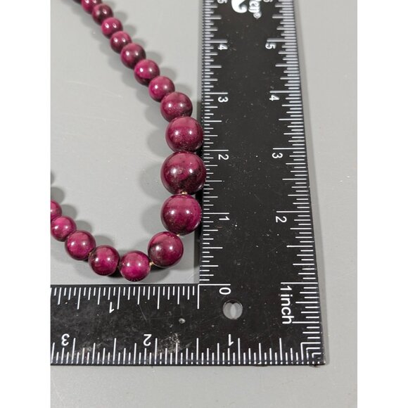 Vintage Wine Purple Graduated Lucite Bead Choker Necklace 17" - Picture 8 of 8